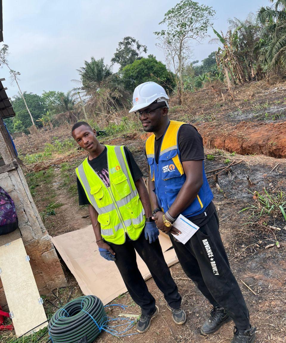 Techniciens PRO 1 Engineering sur le terrain
